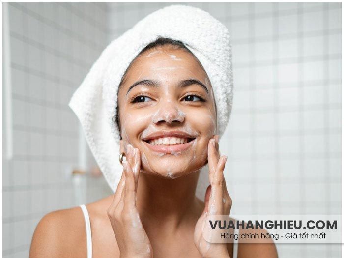 10 loại sữa rửa mặt cho da đang treatment dịu nhẹ và thân thiện với làn da - 17