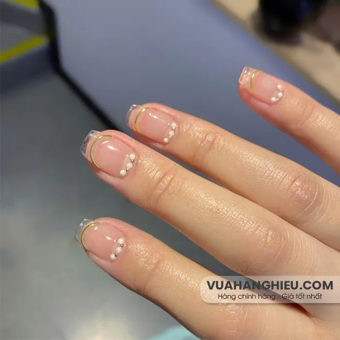 Top 10 mẫu nail chụp kỷ yếu nhẹ nhàng, siêu xinh cho phái nữ  - 1