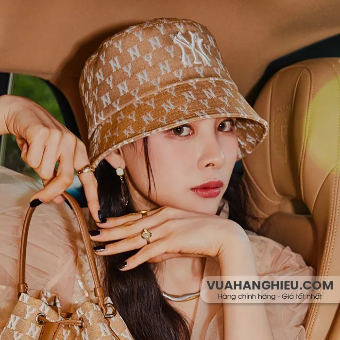 Top 11+ mẫu mũ đi biển đẹp, chất lượng cho cả nam và nữ