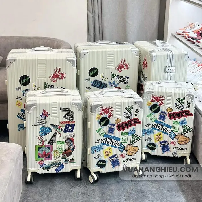 Top 12 mẫu vali du lịch cao cấp bán chạy mọi thời đại  - 10