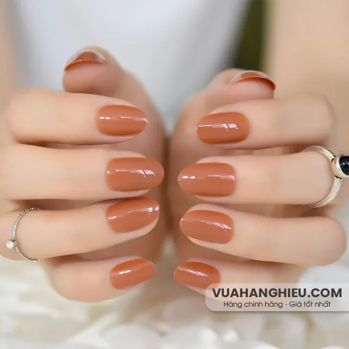 Top 15+ màu nail cho da ngăm đen sang chảnh, siêu tôn da