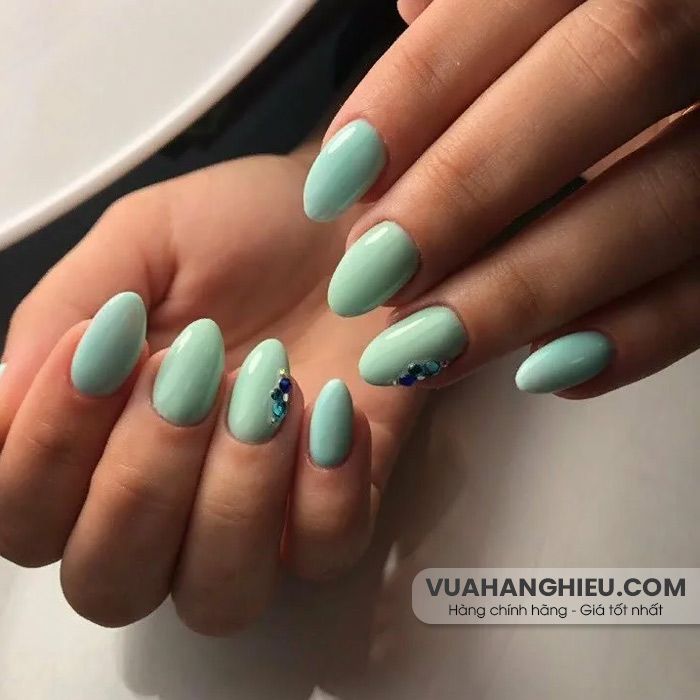 Top 15+ màu nail cho da ngăm đen sang chảnh, siêu tôn da