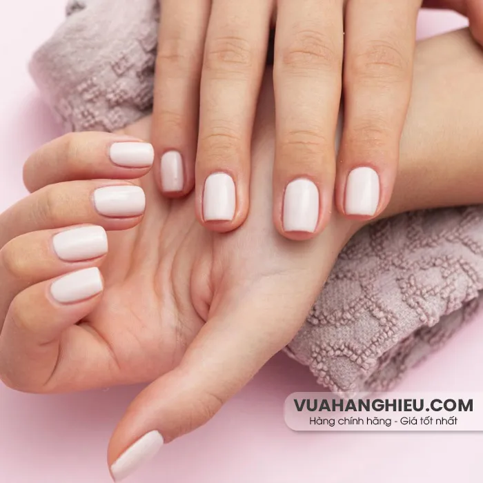 Top 15+ màu nail cho da ngăm đen sang chảnh, siêu tôn da
