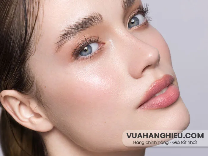 10 bước trang điểm mùa hè cho lớp makeup đẹp lâu trôi