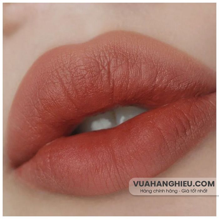 Cách đánh son cho môi mỏng trở nên căng mọng, quyến rũ  - 12