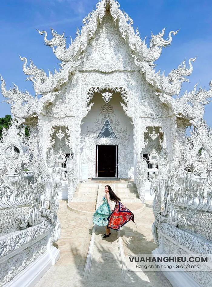 Đi Thái Lan mặc gì đẹp? Cách phối đồ cực chất để có ảnh triệu like