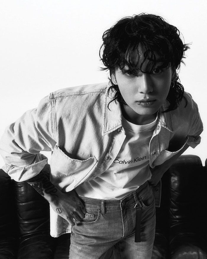 BTS Jungkook gây bão khi trở thành đại sứ thương hiệu Calvin Klein