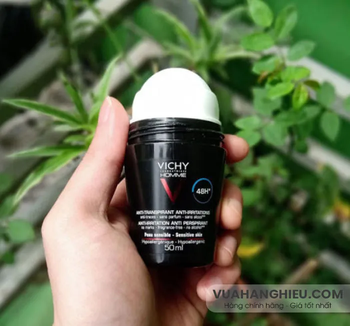 Review 5 sản phẩm lăn khử mùi Vichy được nhiều khách hàng yêu thích trên thị trường 2025