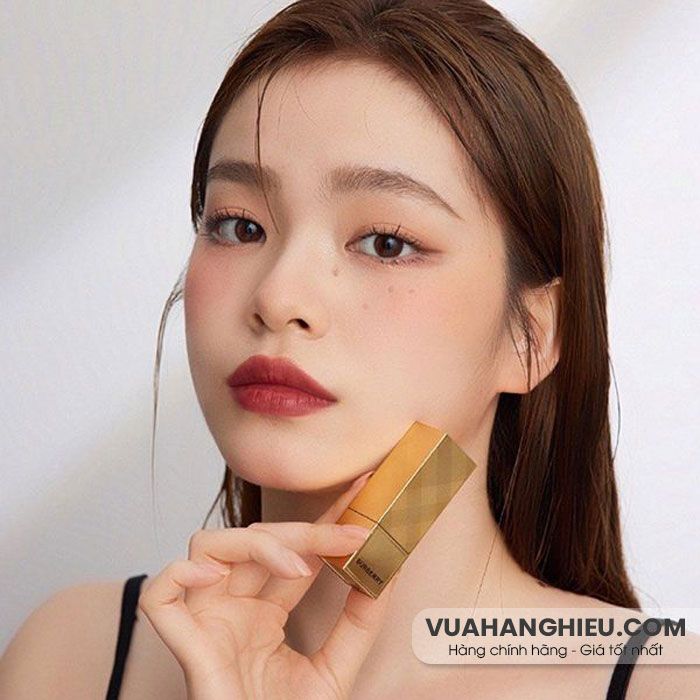 Top 15 thỏi son màu đỏ đất vô cùng đẹp chất xịn giá dưới 300K