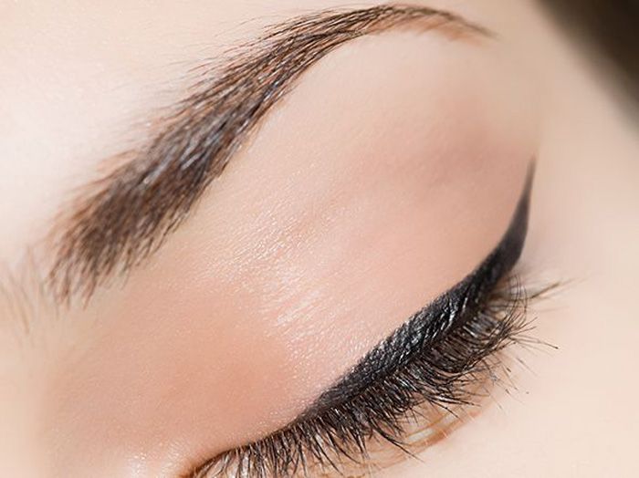 9 cách giữ kẻ mắt lâu trôi, không lem, bền đẹp cả ngày