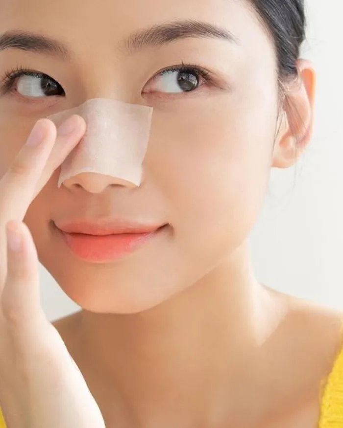 9 cách giữ kẻ mắt lâu trôi, không lem, bền đẹp cả ngày