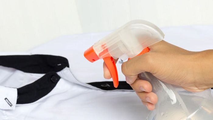 11 cách khử mùi nước hoa trên quần áo hiệu quả