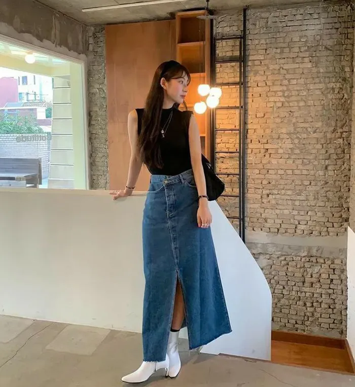 12 cách phối đồ với chân váy jean bò đẹp 