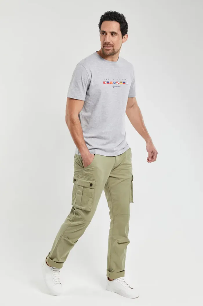 17 cách phối đồ với quần cargo pants túi hộp cho nam và nữ