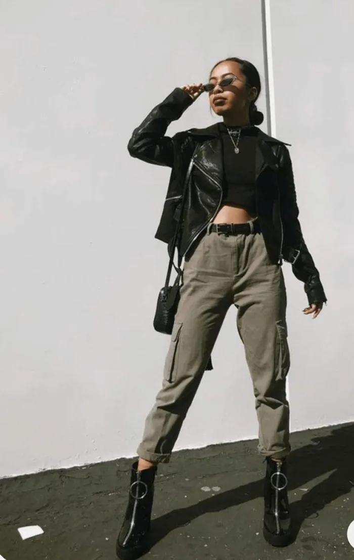 17 cách phối đồ với quần cargo pants túi hộp cho nam và nữ