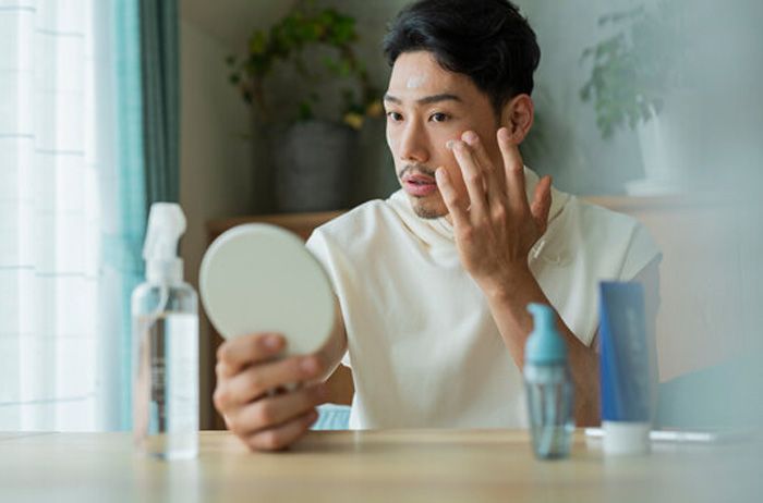 Top 10 kem hỗ trợ làm sạch mụn cho nam giới hiệu quả và được nhiều khách hàng yêu thích hiện nay  - 15