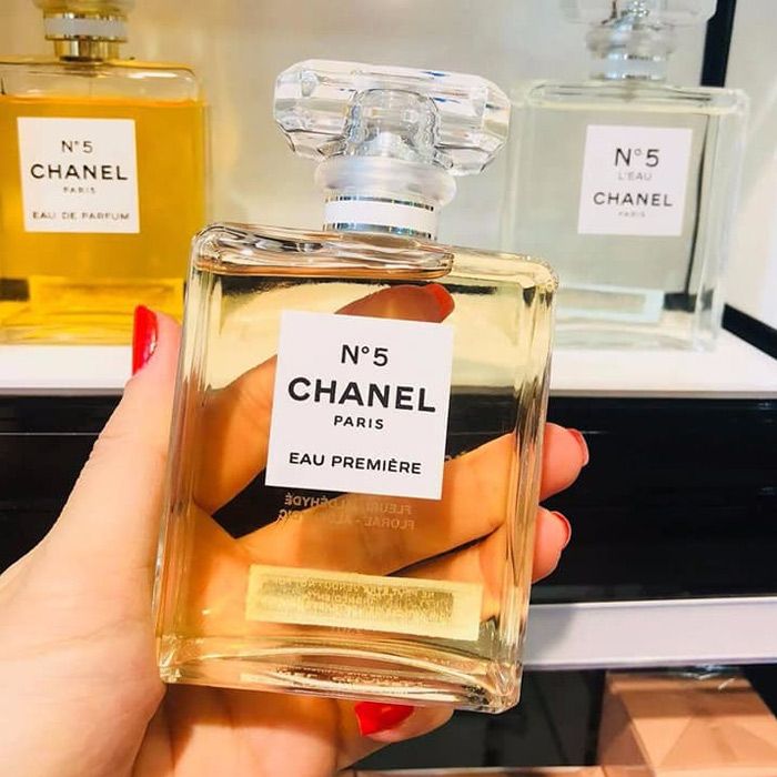 Top 7 nước hoa hương hoa cỏ An-đê-hít độc đáo, thơm lâu