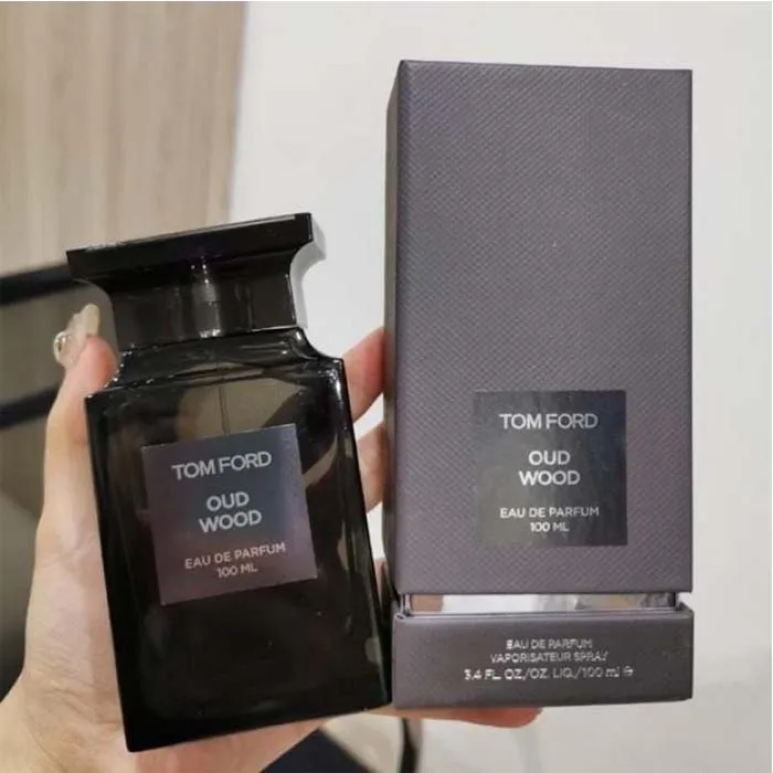 Top 9 nước hoa unisex mùi gỗ thơm cuốn hút