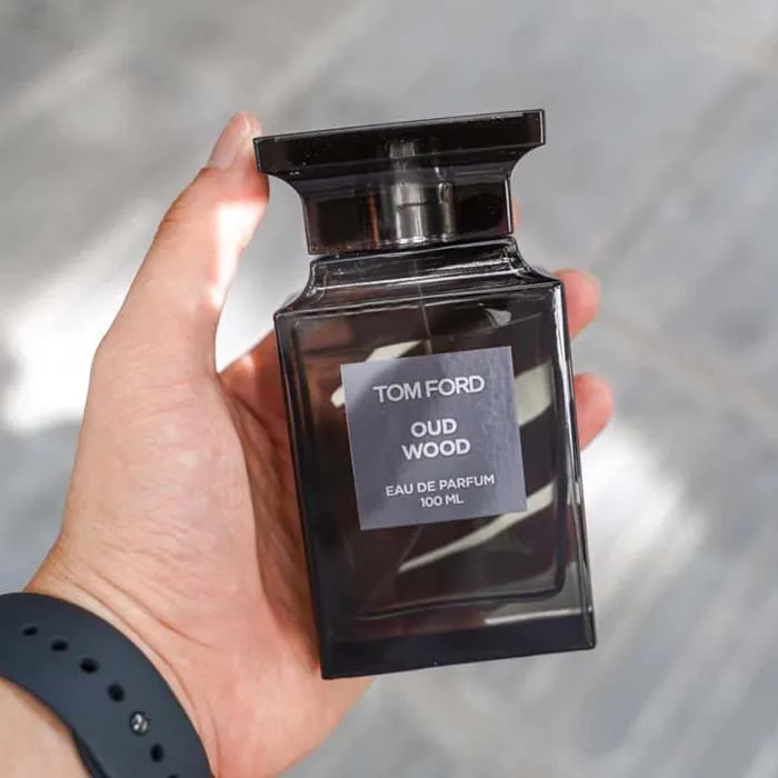 Top 9 nước hoa unisex mùi gỗ thơm cuốn hút