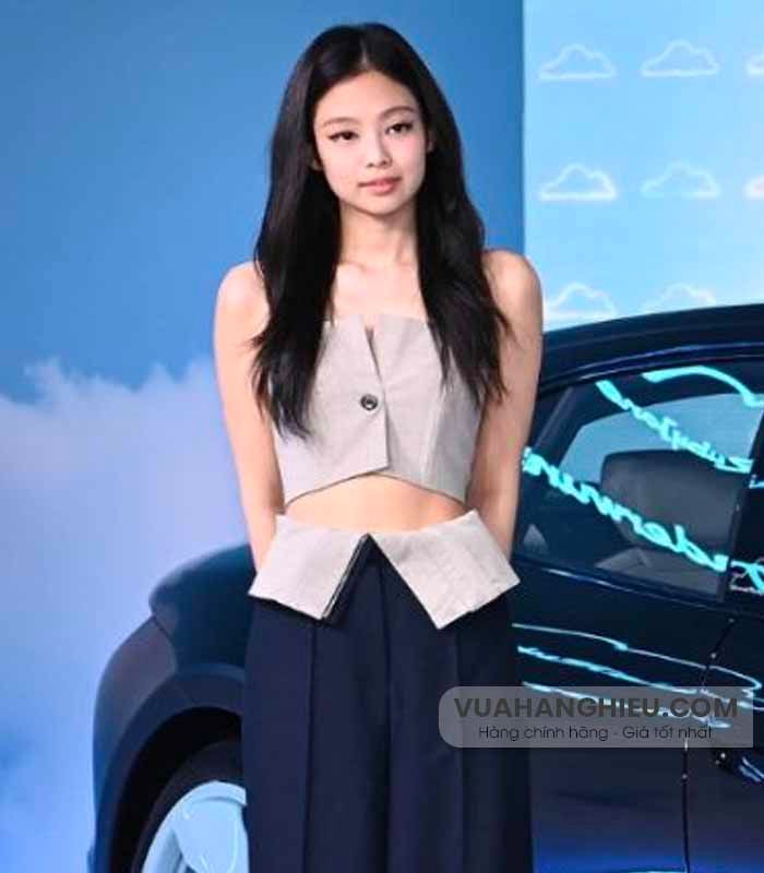 Điểm danh 5 outfit Jennie ( Black Pink ) tạo nên xu hướng mới