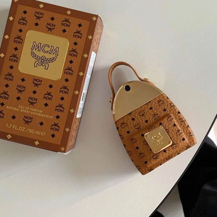 5 cách phân biệt nước hoa MCM thật giả ai cũng nên biết - 4