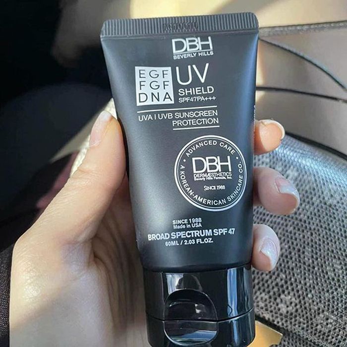 Review kem chống nắng DBH bản mới: Thành phần, chất lượng và công dụng - 7