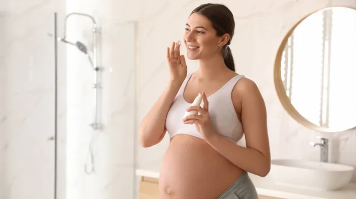 Top 10 xịt khoáng dưỡng ẩm cho bà bầu rất thân thiện với làn da - 1