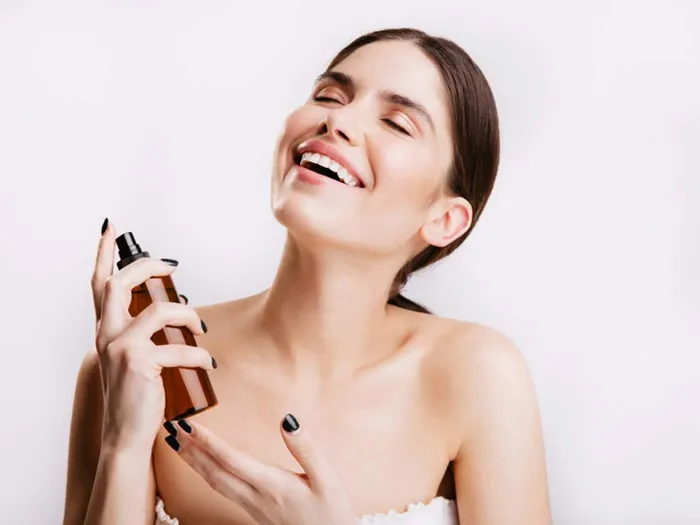 Top 10 xịt khoáng dưỡng ẩm cho bà bầu rất thân thiện với làn da - 2