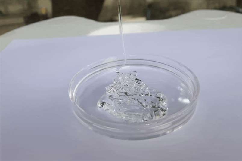 10 thành phần gây mụn trong mỹ phẩm mà chị em nên tránh  - 1