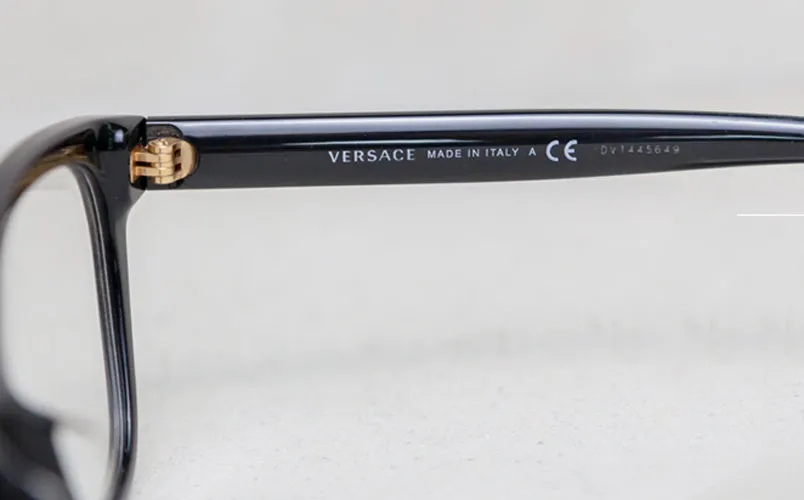 5 cách phân biệt kính Versace thật giả cực chuẩn
