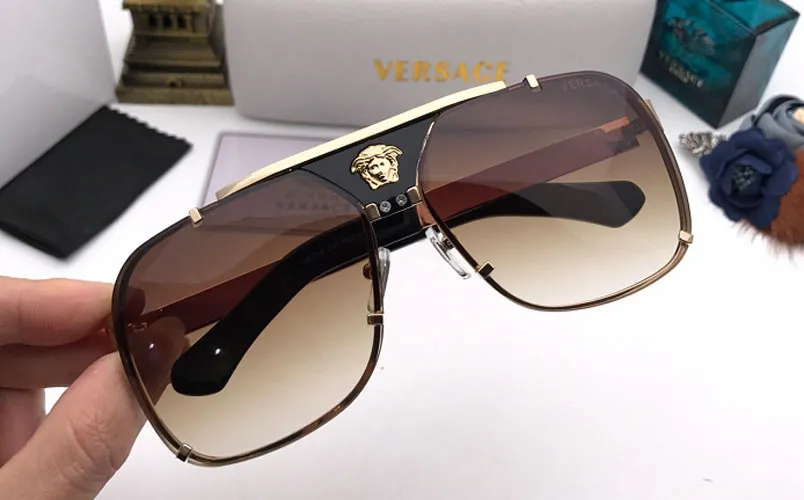 5 cách phân biệt kính Versace thật giả cực chuẩn