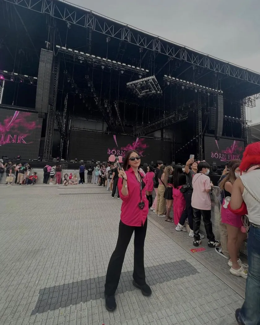 Mặc gì đi xem concert BlackPink? 19 cách phối đồ cực chất để 