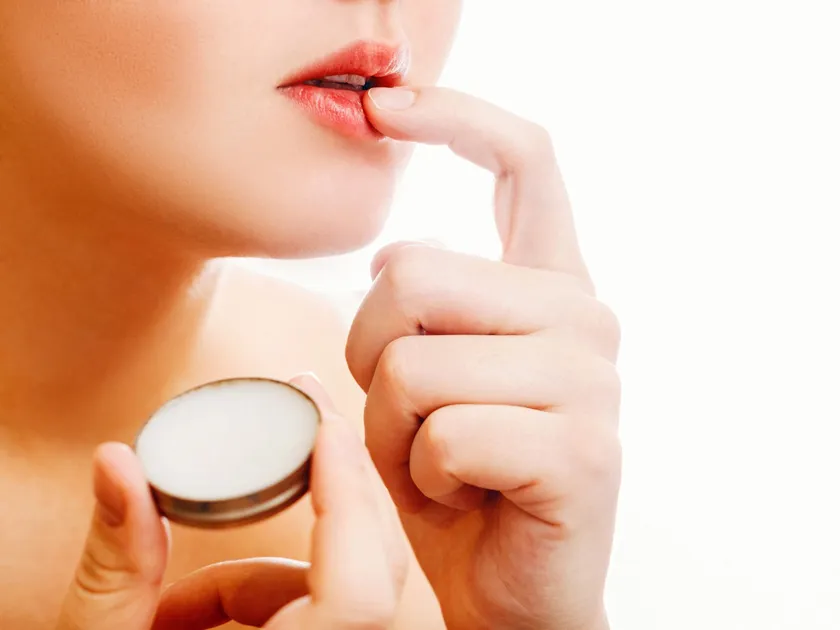 7 cách trang điểm cho môi dày mọng quyến rũ hơn
