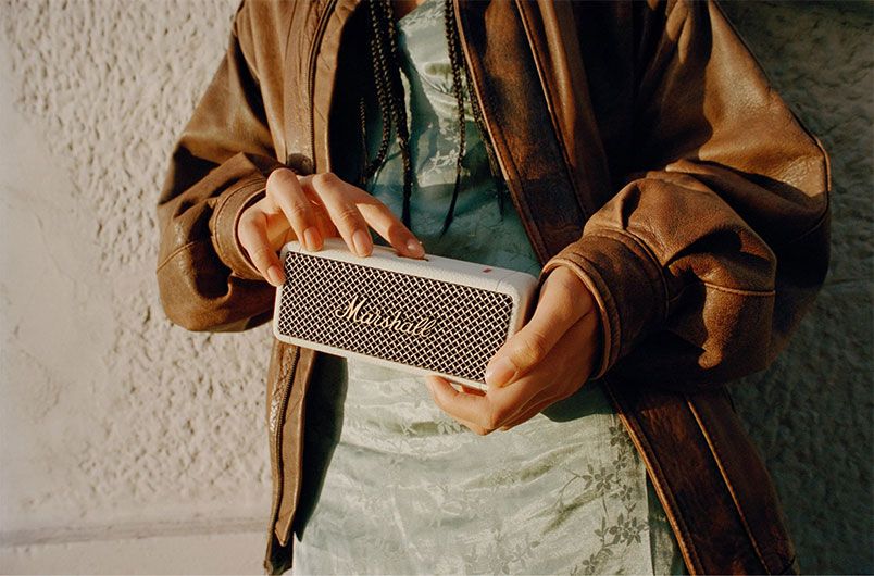 Đánh giá chi tiết loa Marshall Emberton 2: 
