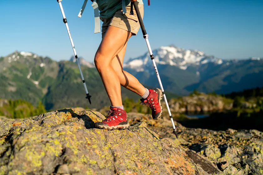 Giày leo núi loại nào tốt? 10 mẫu giày chất lượng tốt cho dân trekking