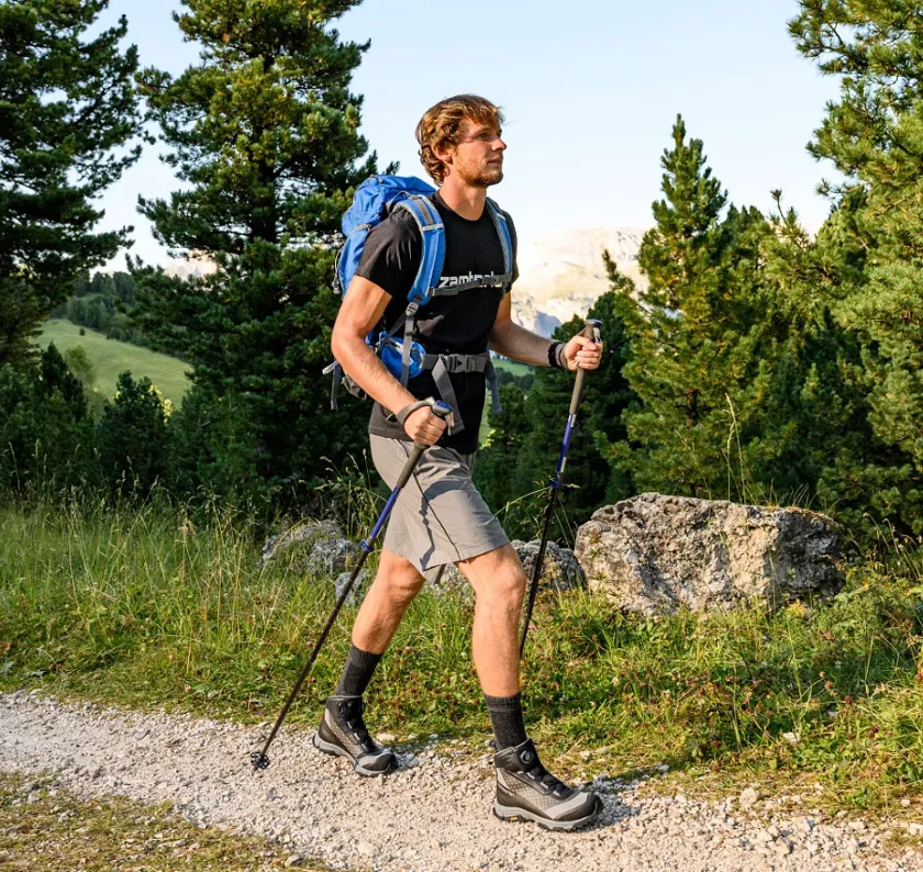 Giày leo núi loại nào tốt? 10 mẫu giày chất lượng tốt cho dân trekking