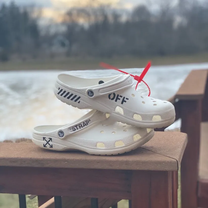 Top 10 hãng giày dép Crocs nổi tiếng hot trend năm 2025