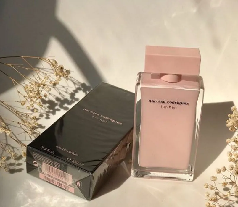 7 chai nước hoa Narciso Rodriguez bán chạy thơm lâu - 3