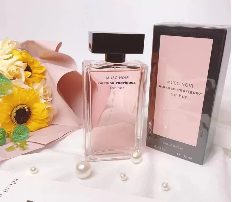 7 chai nước hoa Narciso Rodriguez bán chạy thơm lâu - 4