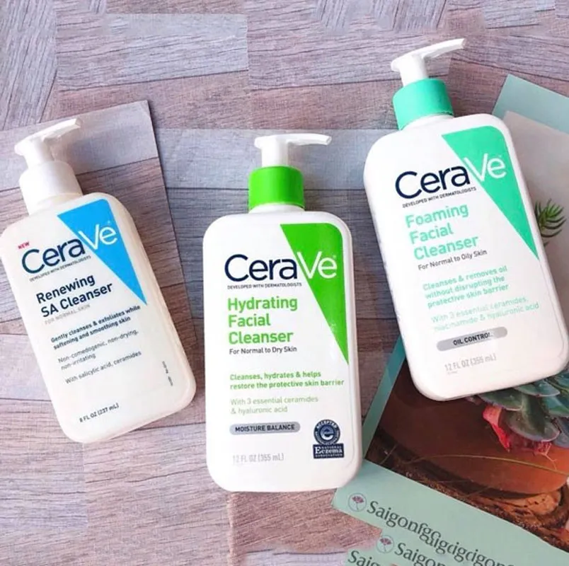 So sánh sữa rửa mặt SVR và Cerave? Loại nào tốt hơn