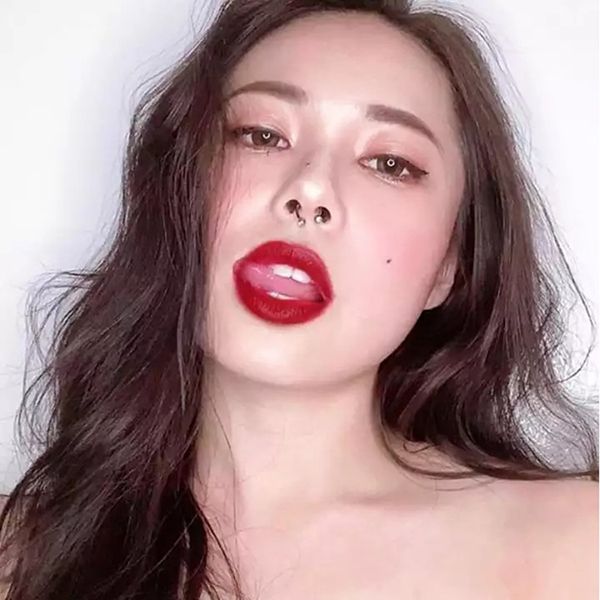 Son MAC Cremesheen 207 Dare You Màu Đỏ Lạnh Cổ Điển - Son Môi - Vua Hàng Hiệu