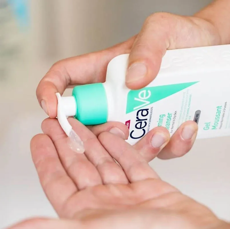 Top 6 sữa rửa mặt Cerave cho da dầu mụn tốt 2025