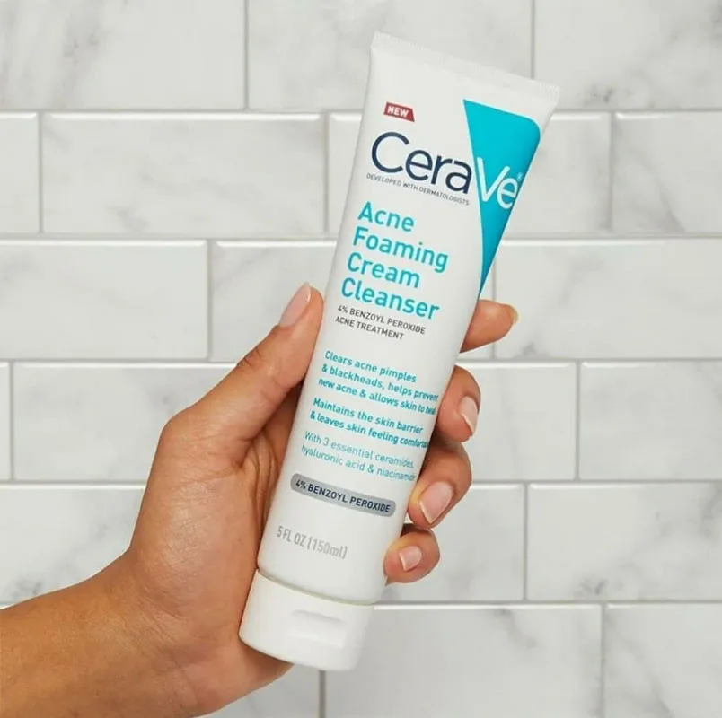 Top 6 sữa rửa mặt Cerave cho da dầu mụn tốt 2025