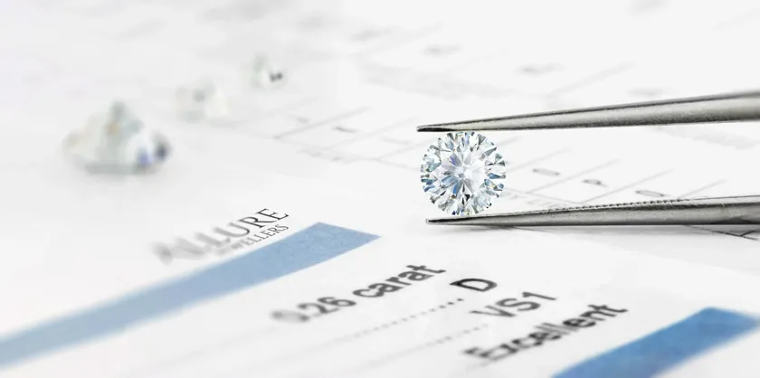 12 cách phân biệt kim cương thật giả chính xác tại nhà