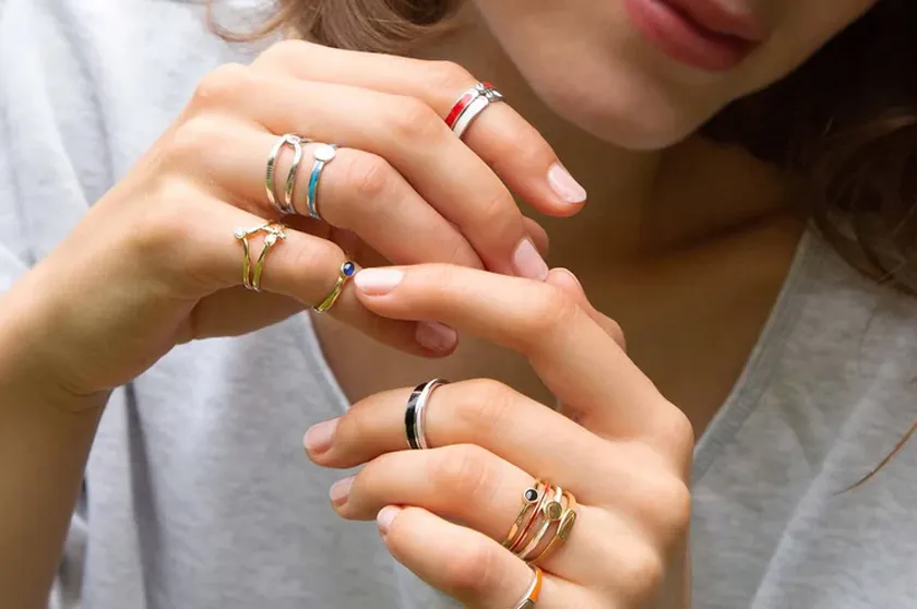 Cách phân biệt vàng trắng và bạc đơn giản chính xác tin cậy
