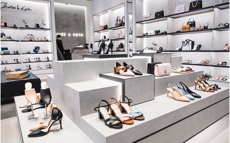 Hướng dẫn 5 cách check giày Charles and Keith thật giả cực chuẩn