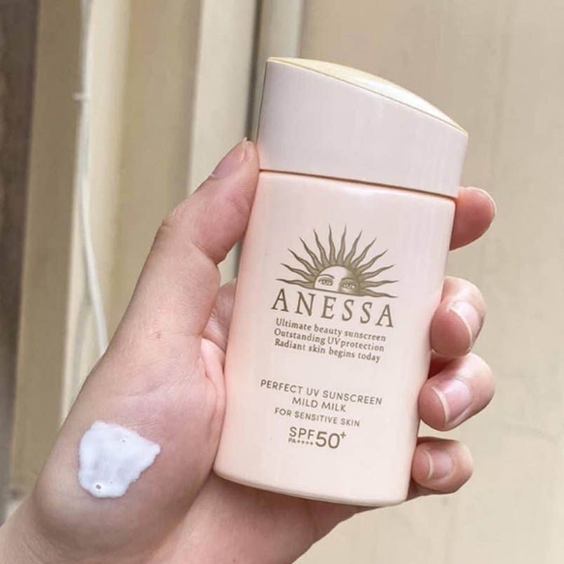 Review 3 kem chống nắng Anessa nâng tone tốt 2025