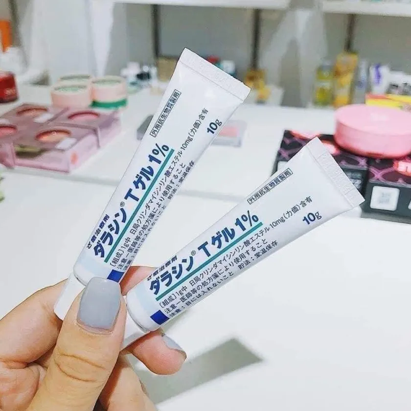 12 loại kem hỗ trợ làm sạch mụn của Nhật được được tìm kiếm nhiều năm 2025 - 2