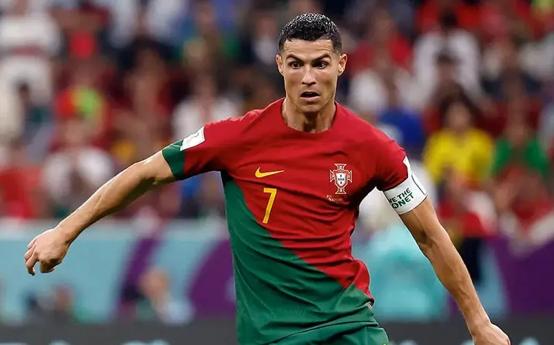 7+ kiểu tóc Ronaldo cá tính và điển trai nhất