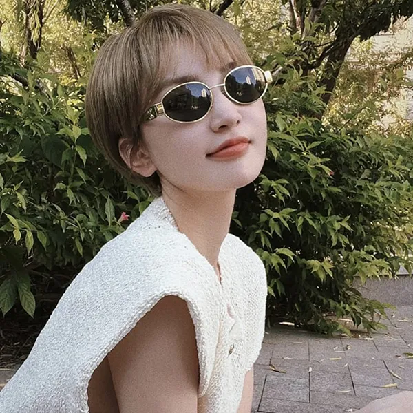 Kính Mát Celine Triomphe Oval Sunglasses CL40235U Màu Xanh/Vàng Gold - Kính mắt - Vua Hàng Hiệu